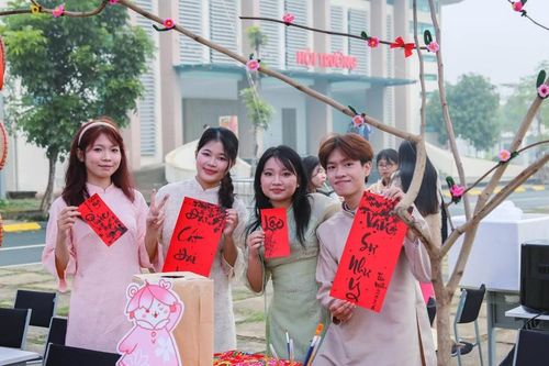 Trải nghiệm đón Tết truyền thống trong Chương trình 'Tết Việt-Nhật 2026'