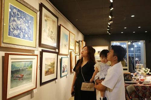 Hộ chiếu số mở lối cho mỹ thuật