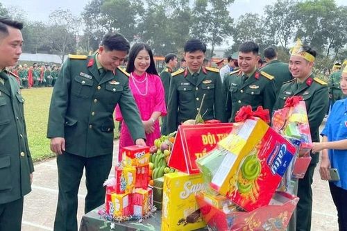 Xuân biên cương - Tết ấm cho em - Hội chợ Tết 0 đồng tại Nghệ An
