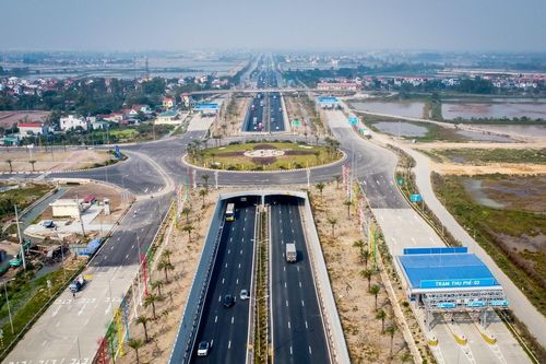 Toàn cảnh nút giao 3 tầng 1.400 tỷ đồng trên cao tốc Cầu Giẽ - Ninh Bình