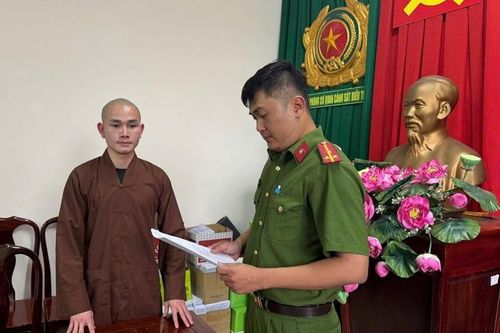 Khởi tố TikToker 'Phú Tử' về tội gây rối trật tự công cộng
