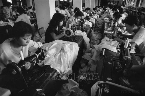 Khát vọng Việt Nam từ hành trình Đổi mới - Bài 2: Kiến tạo lòng tin