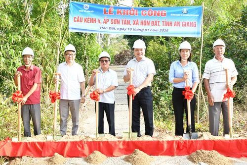 Xã Hòn Đất khởi công xây dựng 2 cây cầu giao thông nông thôn
