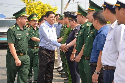 Phó Chủ tịch UBND tỉnh Ngô Công Thức kiểm tra tình hình an ninh biên giới, hoạt động các cửa khẩu