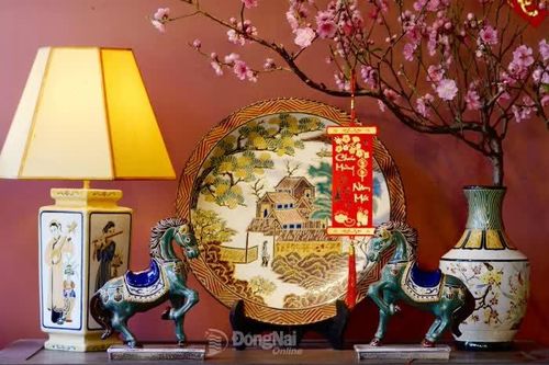 Gốm Biên Hòa 'rộn ràng' đón Tết
