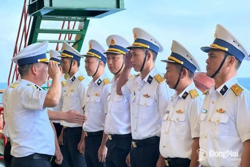 Cán bộ, chiến sĩ Nhà giàn DK1 hướng về Đại hội đại biểu toàn quốc lần thứ XIV của Đảng