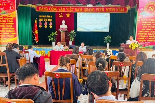 Chú trọng nâng cao năng suất gắn với chăm lo đời sống người lao động