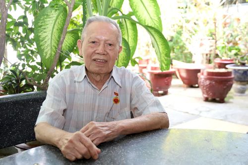 Ông Nguyễn Đình Tỳ - Tổ dân phố Phước Bình, phường Nam Nha Trang: Tiếp tục gắn kết ý Đảng - lòng dân