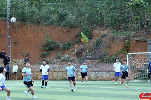Giải bóng đá gây quỹ 'Tết vì người nghèo'