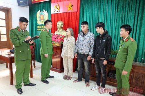 Lừa các cô gái vùng cao xin việc làm rồi ép làm nhân viên quán Karaoke