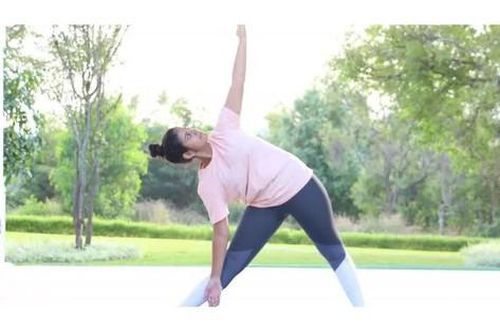6 tư thế yoga hàng đầu cho làn da đẹp tự nhiên