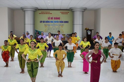 An Giang có 35 xã, phường, đặc khu thuộc vùng đồng bào dân tộc thiểu số và miền núi