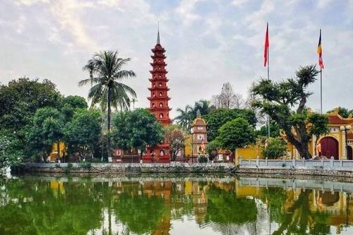 Vì sao nhiều người tìm đến du lịch chữa lành kết hợp lễ tạ cuối năm?