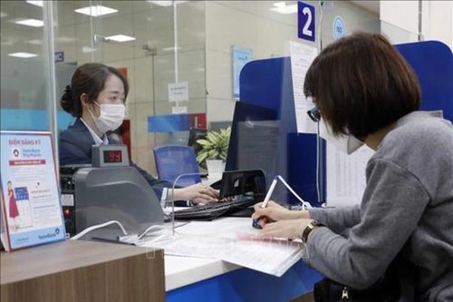 Lãi suất huy động vượt 7%, lãi suất cho vay bắt đầu tăng