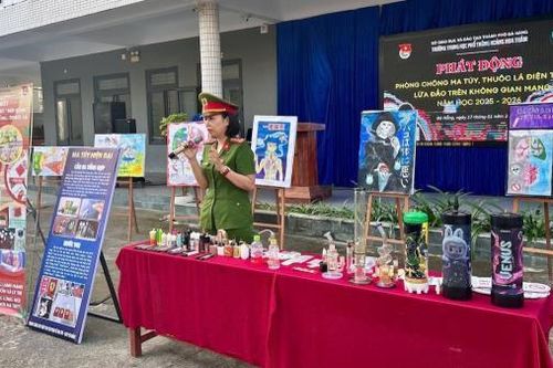 Tuyên truyền phòng, chống ma túy, nâng cao 'sức đề kháng' cho học sinh THPT