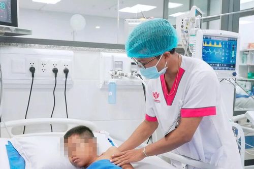 Cứu bé trai 9 tuổi xuất huyết não, động kinh do nguyên nhân hiếm gặp