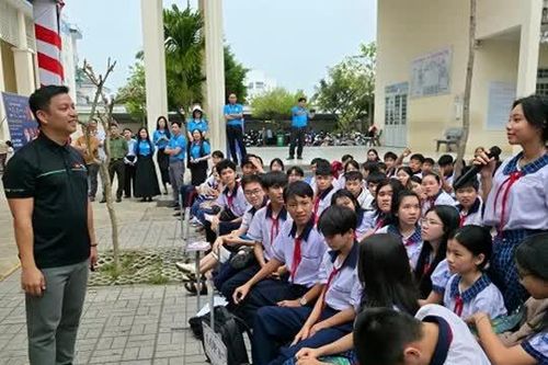 An Giang tăng cường bảo vệ an toàn học sinh trên không gian mạng