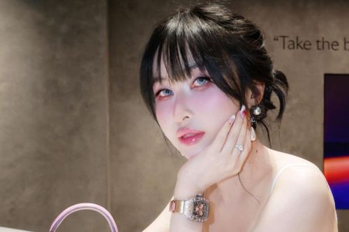 Bộ sưu tập đồng hồ gần 40 tỷ của vợ doanh nhân Minh Nhựa