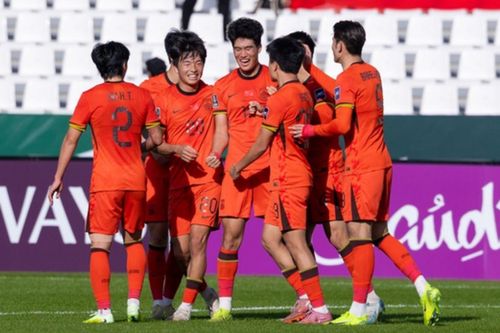 CĐV Việt Nam đồng loạt tìm kiếm đối thủ của U23 Việt Nam ở trận bán kết