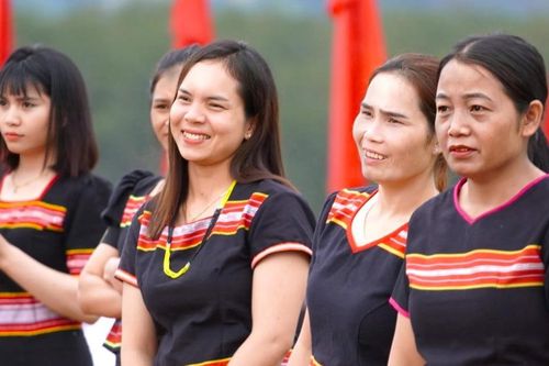Kỳ vọng Đại hội XIV: Mong có thêm chính sách hỗ trợ phụ nữ dân tộc thiểu số