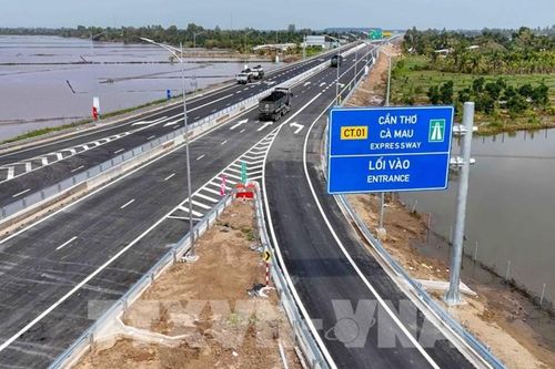 Cao tốc Cần Thơ – Cà Mau thông xe toàn tuyến từ 11h ngày 19/1