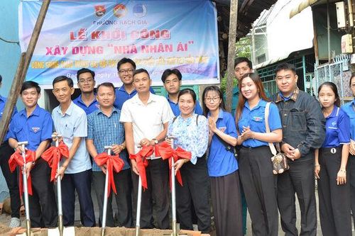 Khởi công xây dựng nhà Nhân ái cho gia đình thanh niên