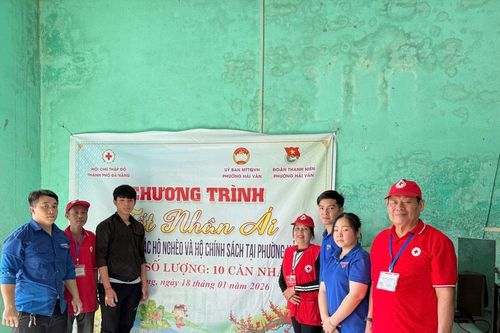 Sơn nhà cho hộ nghèo, hộ chính sách