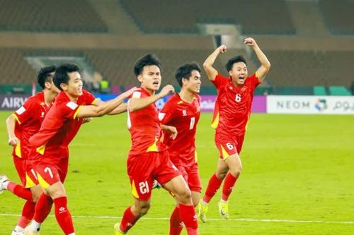 Làm thế nào để xuyên phá hàng thủ U.23 Trung Quốc?