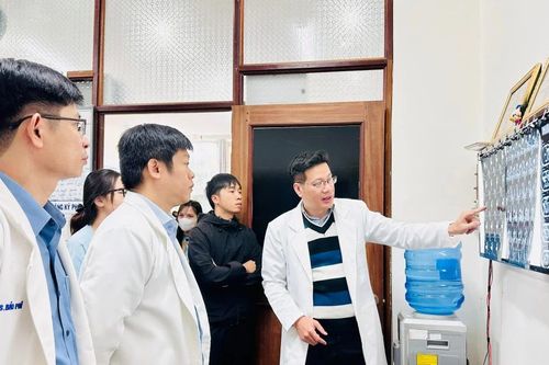 Bệnh viện Đại học Y Dược TP. Hồ Chí Minh thí điểm nội soi mật tụy ngược dòng cho bệnh nhân tại Gia Lai