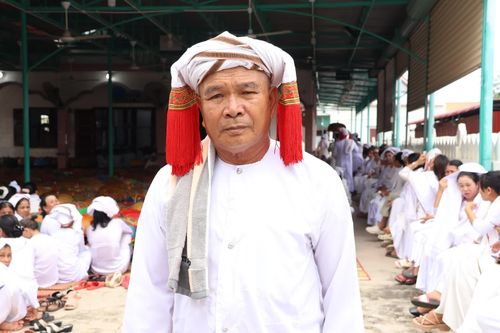 Chào mừng Đại hội Đại biểu toàn quốc lần thứ XIV của Đảng:: Ông Từ Công Dư - Phó Chủ tịch Hội đồng Sư cả Hồi giáo Bàni: Đại hội XIV của Đảng khơi dậy sinh khí mới xây dựng quê hương giàu đẹp