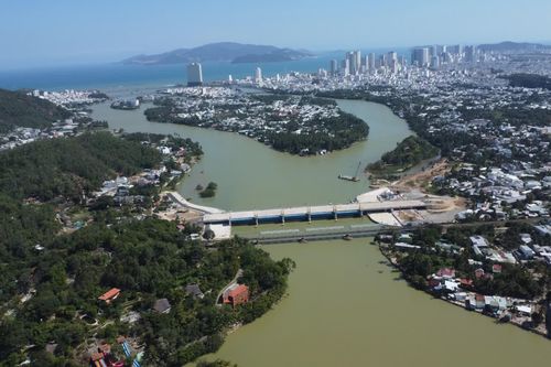 Công trình đập ngăn mặn trên Sông Cái Nha Trang: Phấn đấu hoàn thành trong tháng 3