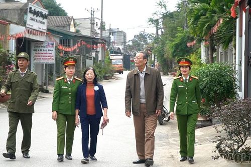 Sôi nổi phong trào thi đua 'Toàn dân bảo vệ an ninh Tổ quốc'