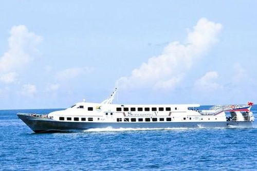 Mỗi tuần có 6 chuyến tàu cao tốc đi - về nối đảo Phú Quốc với đảo Thổ Châu ở An Giang