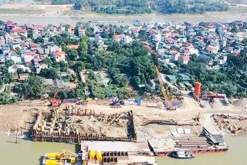 Chào mừng Đại hội đại biểu toàn quốc lần thứ XIV của Đảng Cộng sản Việt Nam:Khí thế mùa xuân trên các công trình giao thông trọng điểm