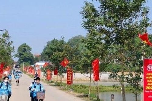 Các tầng lớp nhân dân Thủ đô phấn khởi hướng về sự kiện lớn của đất nước