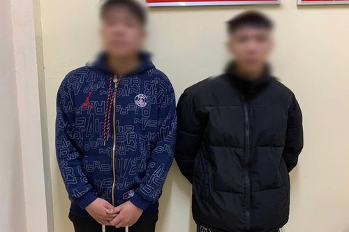 Lào Cai: Phát hiện tinh dầu POD chứa ma túy, 2 đối tượng bị khởi tố