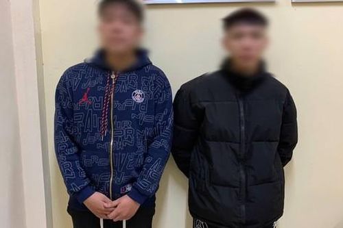 Tạm giam 2 thanh niên Gen Z mua bán tinh dầu POD chứa ma túy