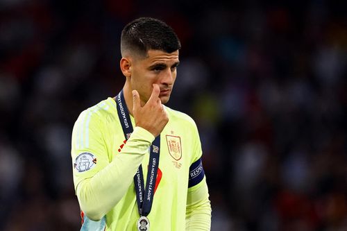 Morata rời nhà, hôn nhân lại rạn nứt