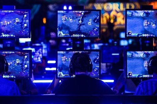 Lý do giới trẻ nghiện game: Phụ huynh làm gì?
