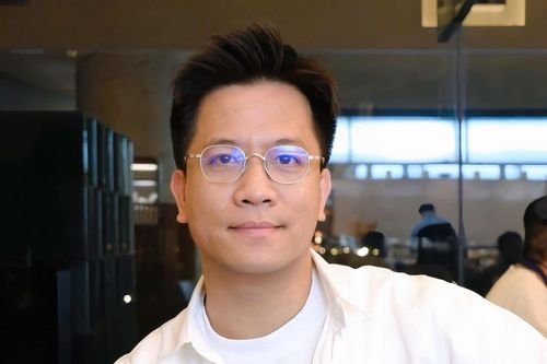 BLV Anh Quân kêu cứu