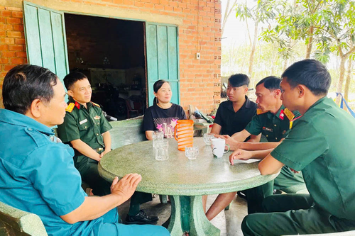 Ban chỉ huy Phòng thủ khu vực 2 - Phú Lợi: Chú trọng bình cử công khai với '3 gặp, 4 biết' trong tuyển quân