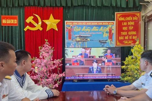 Nơi đầu sóng ngọn gió, lính Nhà giàn DK1 gửi niềm tin vào Đại hội XIV của Đảng