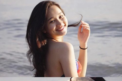 Đu trend 'throwback 2016' muộn, Trúc Anh 'Mắt biếc' vẫn chiếm trọn spotlight