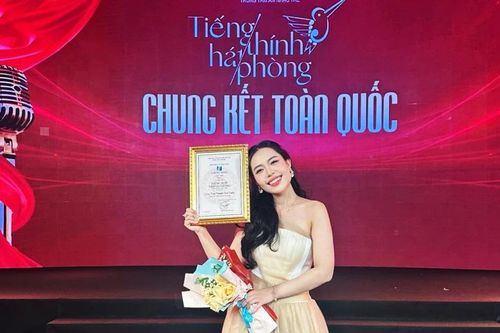 Hành trình đến đỉnh cao của 'đóa hồng thính phòng' Việt Nam