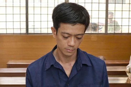 Nhân viên tạt axit khiến 4 cấp trên thương tật vĩnh viễn vì bị nhắc nhở công việc