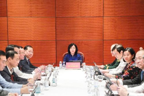 Đại biểu MTTQ, các đoàn thể Trung ương thảo luận Văn kiện Đại hội XIV của Đảng