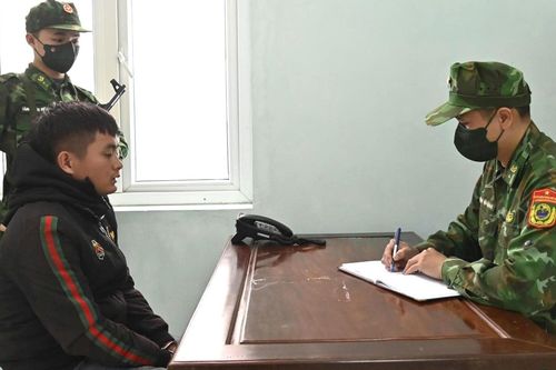 Bộ đội Biên phòng tỉnh Quảng Ninh phối hợp phá án, thu giữ gần 1.400 bình khí cười