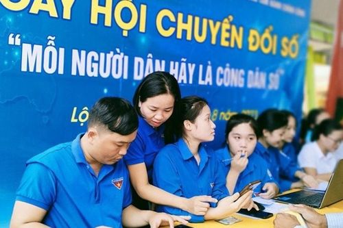 Hà Tĩnh lấy khoa học, công nghệ và chuyển đổi số làm trụ cột phát triển