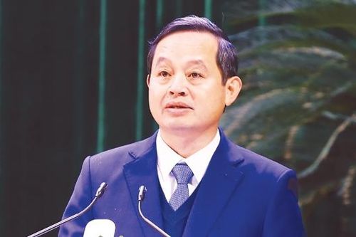 Đồng chí Phạm Hoàng Sơn, Phó Bí thư Tỉnh ủy, Chủ tịch UBND tỉnh: Đổi mới mô hình tăng trưởng theo định hướng Đại hội XIV