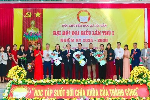 Đại hội Đại biểu Hội Khuyến học xã Pa Tần lần thứ nhất